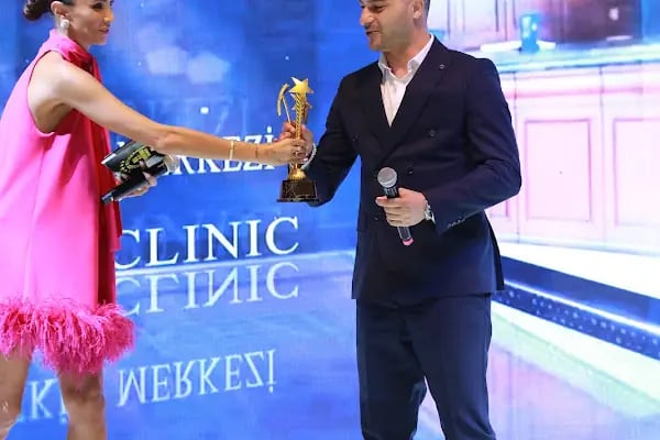 UĞUR YAVUZ CLİNİC SAÇ EKİMİ ( hair transplant ) - Resim 16