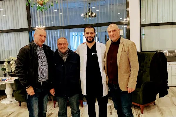 UĞUR YAVUZ CLİNİC SAÇ EKİMİ ( hair transplant ) - Resim 8