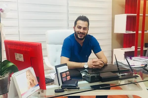 UĞUR YAVUZ CLİNİC SAÇ EKİMİ ( hair transplant ) - Resim 7