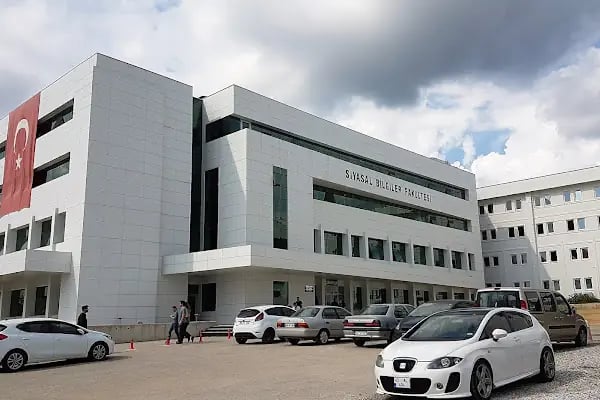Sakarya Üniversitesi Sanat, Tasarım ve Mimarlık Fakültesi - Resim 7