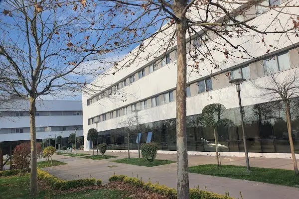 Bilgisayar Ve Bilişim Bilimleri Fakültesi - Resim 2