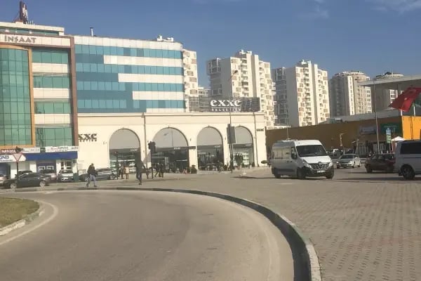Diş Hekimi Osman Babaemin Estetik Diş Hekimligi &amp; Gülüş Tasarımı &amp; İmplant - Resim 12