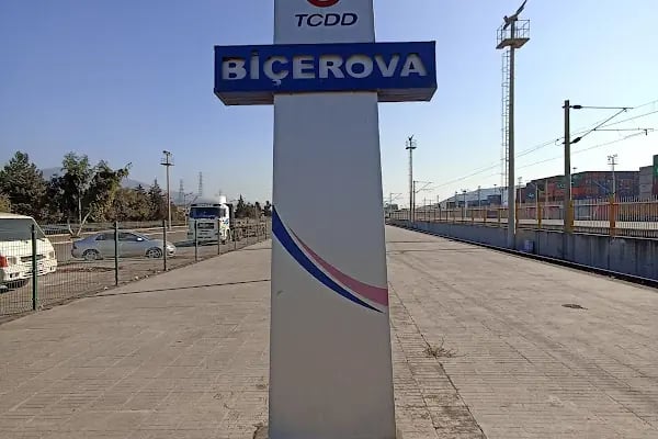 Biçerova metro istasyonu - Resim 2