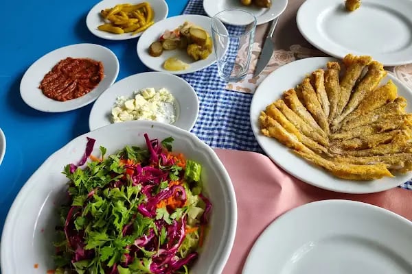 Salaş Kafe Bahçe - Resim 13