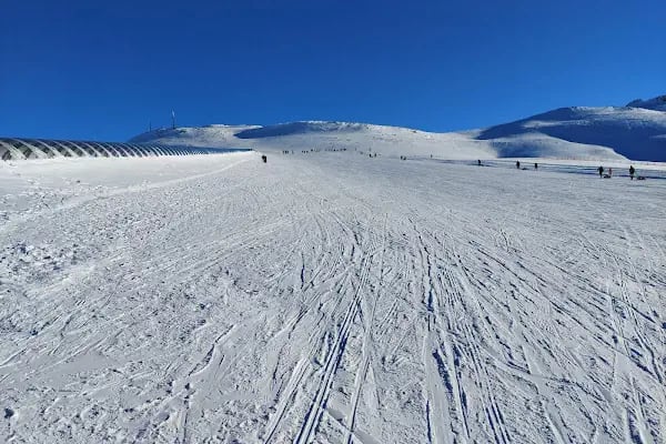 Niğde keten çimen kayak merkezi - Resim 2