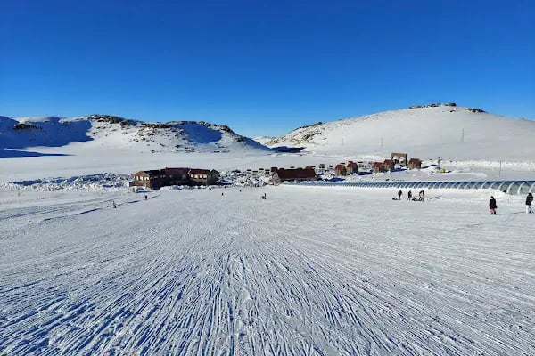 Niğde keten çimen kayak merkezi - Resim 1