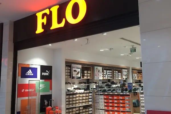 FLO Adapazarı Agora AVM Mağazası - Resim 11