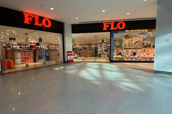 FLO Adapazarı Agora AVM Mağazası - Resim 7