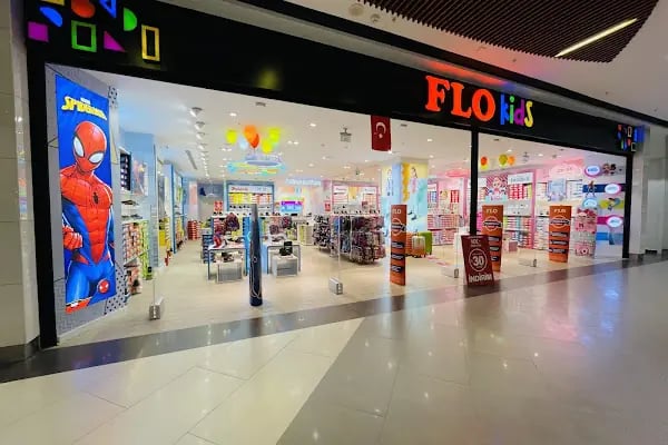 FLO Adapazarı Agora AVM Mağazası - Resim 9