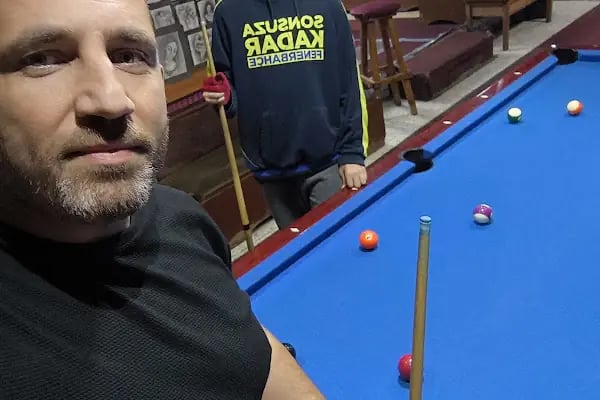 Junior Bilardo Salonu - Resim 3