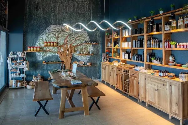 Goldenia Zeytinyağı Fabrika Satış Mağazası - Resim 2