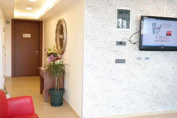 Özel İhsaniye Ağız ve Diş Sağlığı Polikliniği - Diş Hekimi - Bursa - Resim 7