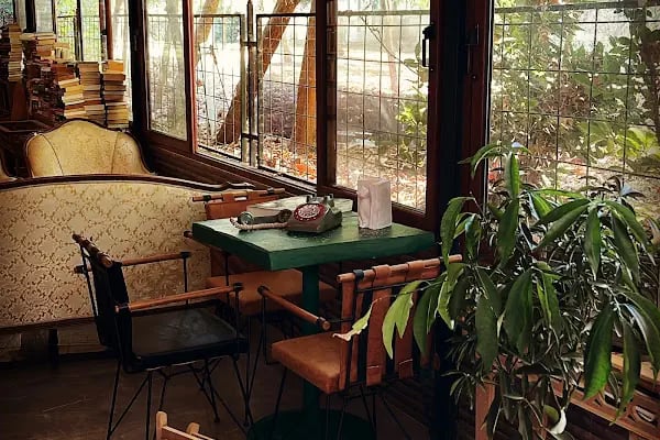 Eskici Kitap Cafe - Resim 10
