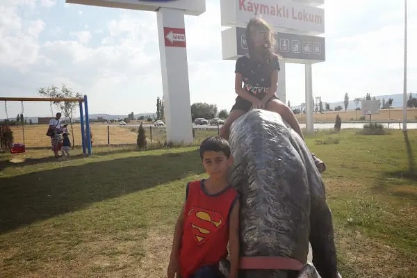 Karahıdır İlköğretim Okulu - Resim 1
