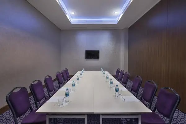 Hampton by Hilton Istanbul Kayasehir - Resim 7