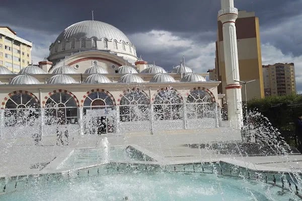 Selçuklu Merkez Cami - Resim 17