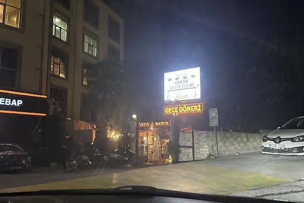 Bahçe Saray Cafe Et Lokantası - Resim 1