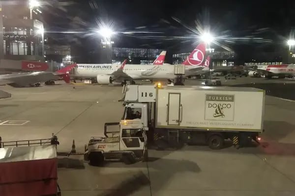 Turkish Doco Tayakadin Mah - Resim 2