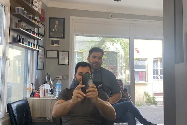STAR BARBER'S SHOP - Resim 3