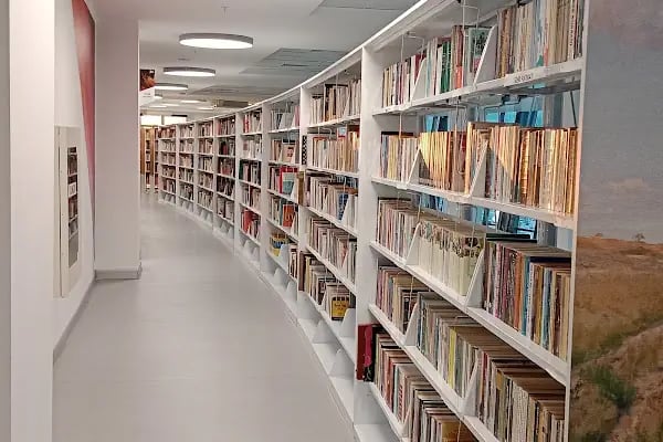 Balıkesir Millet Kütüphanesi Ahmet Kot Kitaplığı - Resim 7