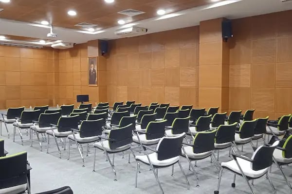 Balıkesir Millet Kütüphanesi Ahmet Kot Kitaplığı - Resim 11
