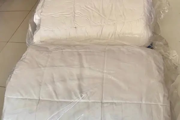 First Class Laundry Çamaşır Yıkama & Kuru Temizleme & Ütü - Resim 15