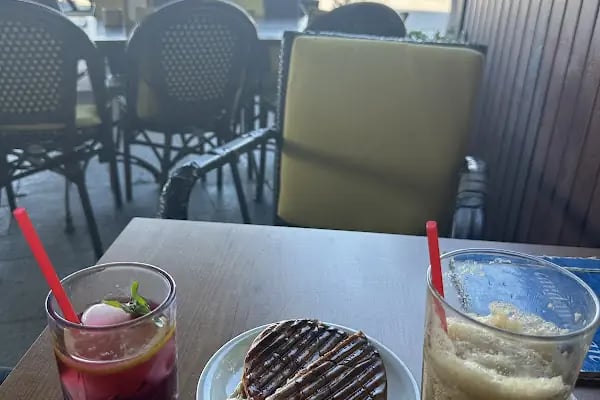 Papatya Kafe - Resim 3