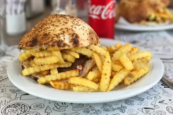 Palet Pastane &amp; Bistro Şana\Kaşüstü - Resim 11