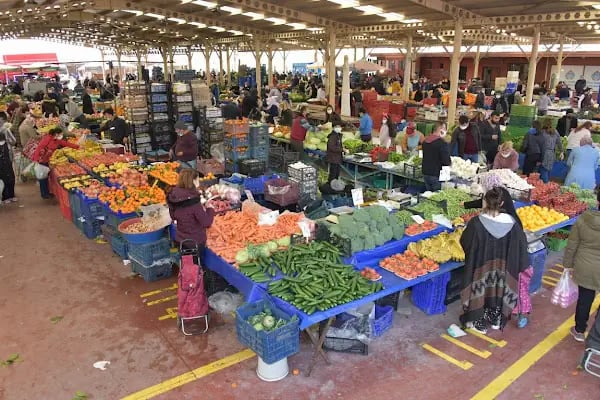 Yeni Mahalle Semt Pazar Yeri - Resim 1