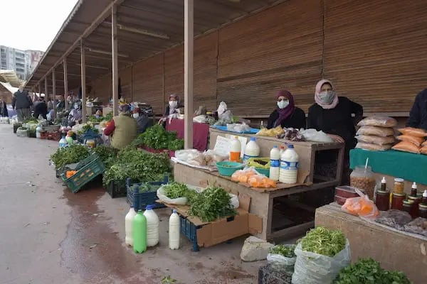 Yeni Mahalle Semt Pazar Yeri - Resim 2