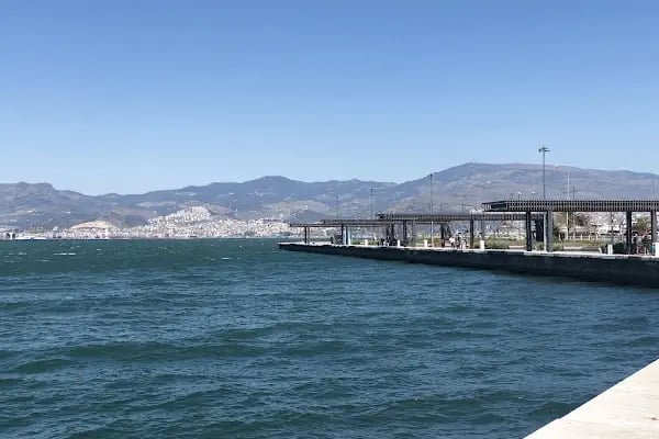 İzmir Devlet Tiyatrosu Konak Sahnesi - Resim 13