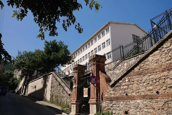 Çelebi Mehmet Anadolu Lisesi - Resim 1