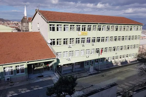 Çelebi Mehmet Anadolu Lisesi - Resim 3