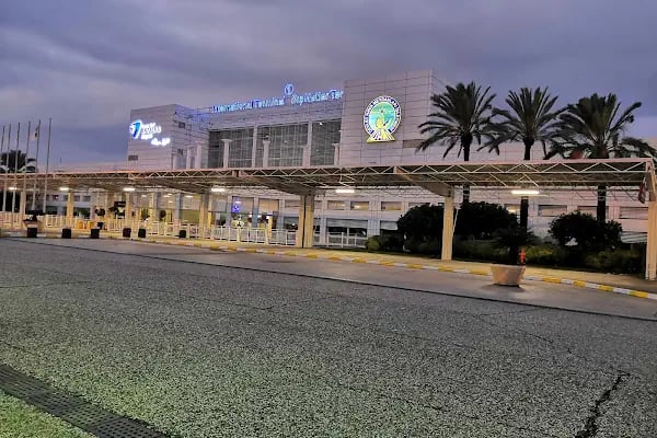 Antalya Havalimanı - Resim 8