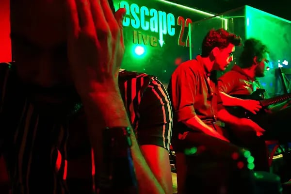 Escape 22 Bistro - Resim 15