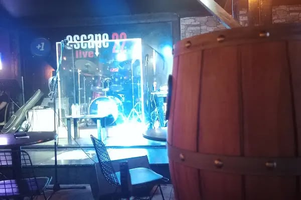 Escape 22 Bistro - Resim 17