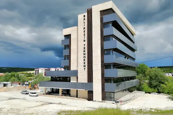 Balıkesir Üniversitesi | Balikesir University "Köklü geçmiş, güçlü gelecek." - Resim 13
