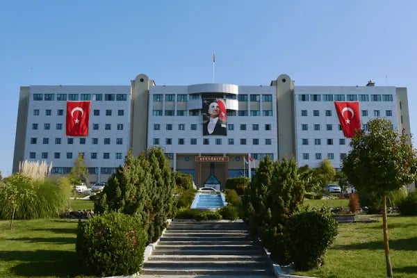 Balıkesir Üniversitesi | Balikesir University "Köklü geçmiş, güçlü gelecek." - Resim 2