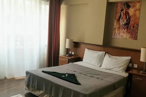 One Blood Hotel - Resim 12