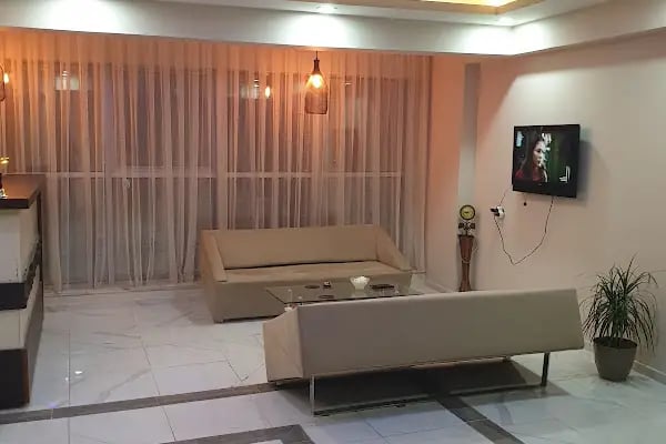 One Blood Hotel - Resim 9