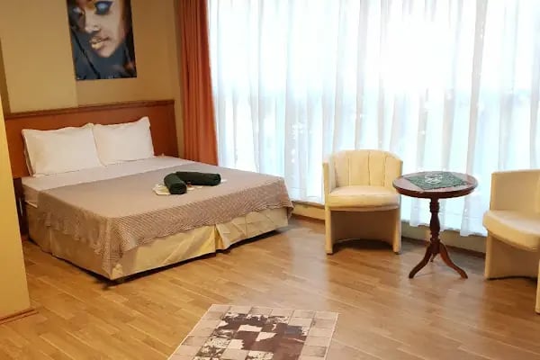 One Blood Hotel - Resim 20