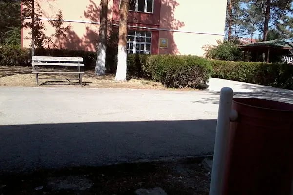 Akşehir Selçuklu Lisesi - Resim 3