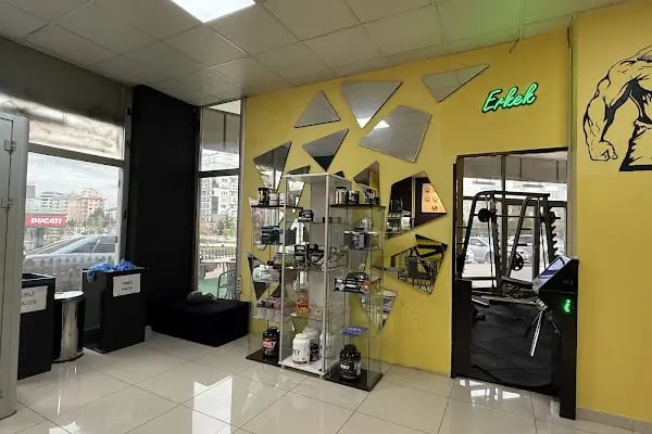 Core Fitness Center - Resim 8