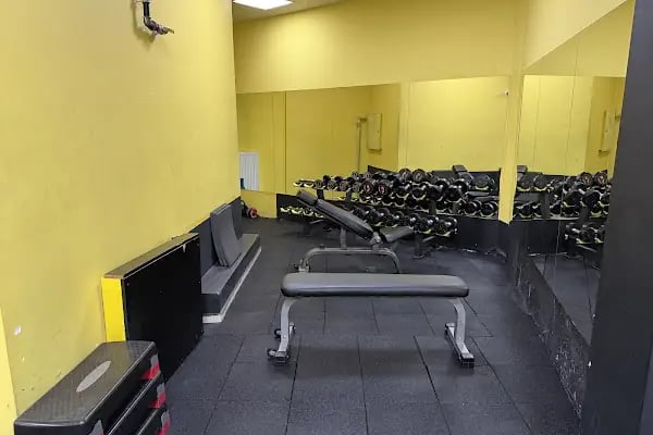 Core Fitness Center - Resim 17