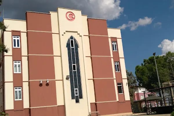 Karaisalı Sağlık Meslek Lisesi - Resim 5