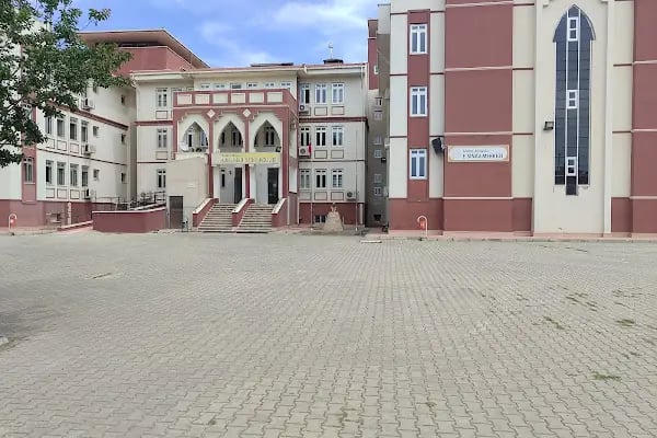 Karaisalı Sağlık Meslek Lisesi - Resim 8