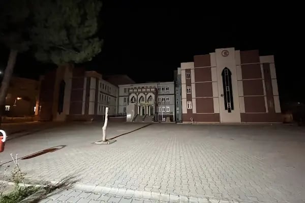 Karaisalı Sağlık Meslek Lisesi - Resim 6