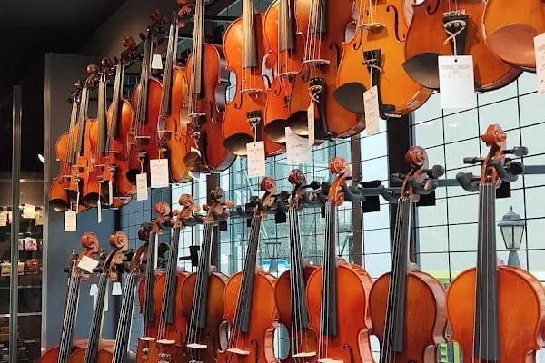 Sümer Müzik Aletleri Mağazası - Piyano Gitar Keman Bağlama - Resim 5