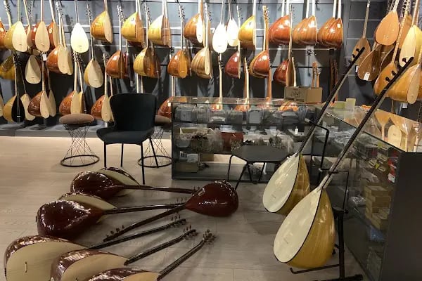 Sümer Müzik Aletleri Mağazası - Piyano Gitar Keman Bağlama - Resim 18