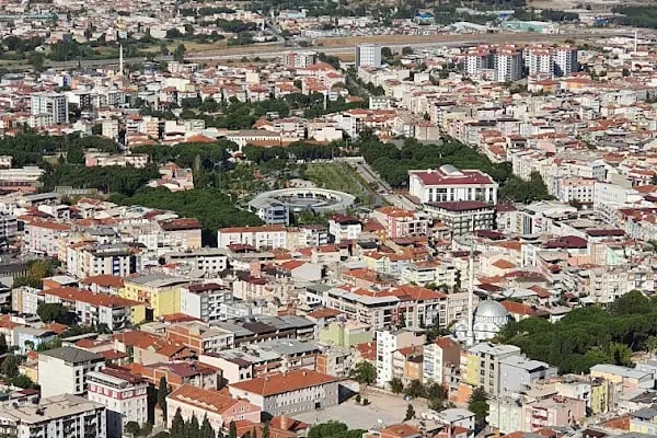 Soma Atatürk Stadyumu - Resim 7